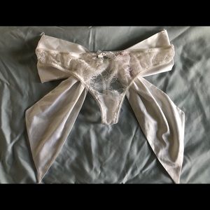 NWOT White La SENZA thong